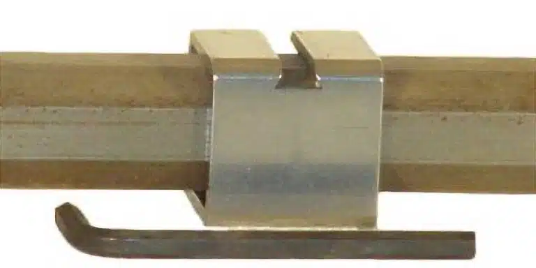 302417